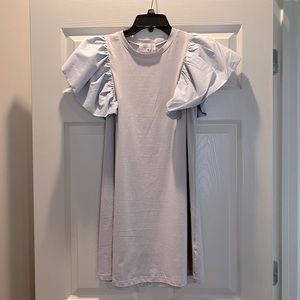Boutique dress NWT soft T-shirt dress with ruffle sleeve Medium
